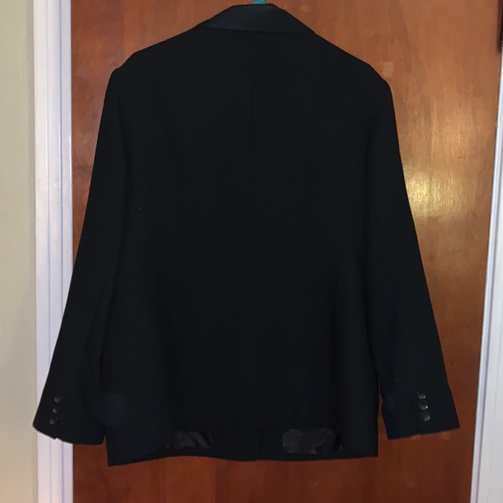Black jacket - Picture 5 of 6
